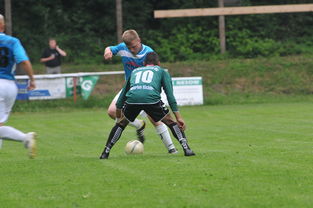 mk体育官方网站-国足两将不可或缺，王钰栋“无球进”背后的关键因素